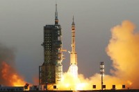Кинеска вишенамјенска свемирска летјелица се вратила из орбите