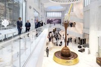 "Lindt" otvorio najveći muzej čokolade na svijetu, na ulazu čokladna fontana visoka deset metara