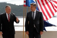 Pompeo u Dubrovniku: Oko zidina snajperi, šahtovi zavareni