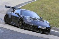 Porše na Nirburgringu intenzivno testira novi 911 GT3 RS