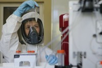 Руси раде на јединственој вакцини против Ковида-19 и грипа