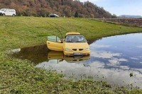 Pokušao pobjeći graničnoj policiji pa sletio s puta