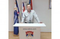 Грбић: Грађанима у изолацији омогућити гласање