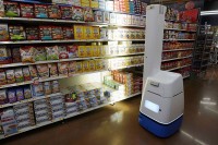Walmart "отпустио" роботе јер људи боље обављају посао