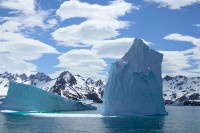 Огромни ледени бријег са Антарктика пријети да удари острво Јужну Џорџију