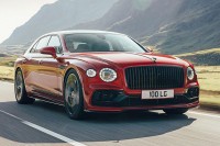 Bentli počeo proizvoditi Flying Spur koji pokreće V8 motor