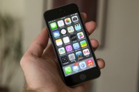 Apple ће платити 113 милиона долара због праксе успоравања старијих iPhone-a