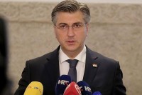 Plenković: Sutra nove epidemiološke mjere koje će trajati do pred Božić