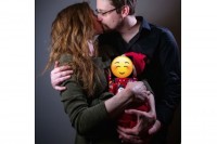 Сноуден добио сина: Пар позирао са бебом на Инстаграму