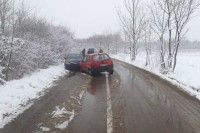 Svekar i snaha sudarili se vozilima kod Bijeljine