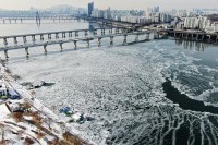 Temperatura od -16 zamrzla veliku rijeku u Seulu