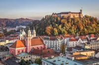 Vandali oskrnavili spomenik ruskim borcima u Ljubljani