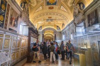 Vatikanski muzeji otvaraju vrata nakon 88 dana