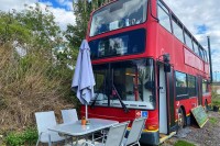 Britanski par od londonskog autobusa napravio lijep dom FOTO