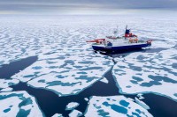 Sjeverni ledeni okean bez leda u septembru 2055. godine