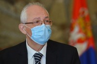 Кон: Ситуација се погоршава, неопходно спречавање контаката