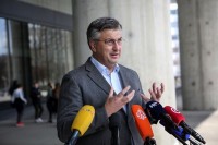 Plenković u Briselu insistirao na isporuci vakcina