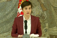 Brnabić: Još nema uslova da razdvajamo vakcinisane i one koji nisu