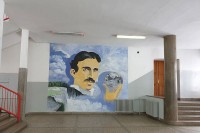  Mural Nikole Tesle krasi hol Srednjoškolskog centra na Palama