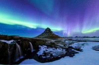 Исланд - Земља ватре и леда не престаје да фасцинира