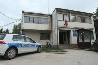 Paljanin ispisao grafit na crkvi pa napao policajce