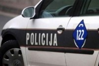 U sudaru automobila povrijeđena tri lica