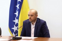 Radanović: Izmjenama zemljišne evidencije u FBiH brišu Srbe