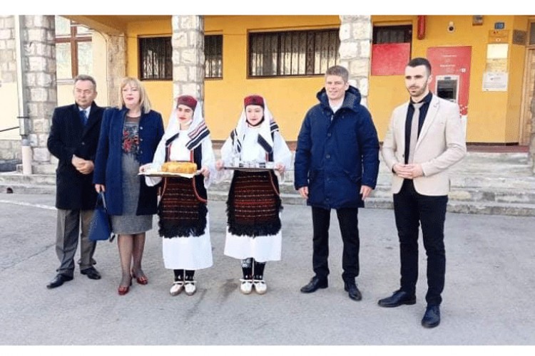 Gujon stigao u posjetu Bosanskom Petrovcu