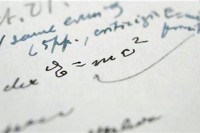 Pismo Ajnštajna sa formulom E=mc2 prodato za 1,2 milion dolara