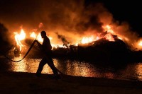 У марини код Сплита изгорјело пет луксузних јахти, штета више десетина милиона евра