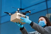 Пошта Словеније тестирала слање поште дроном