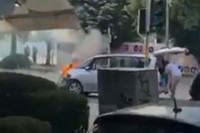 Udes u centru Banjaluke: Zapalio se automobil, povrijeđena djevojčica VIDEO