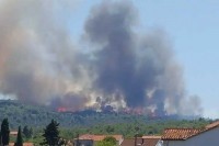 Lokalizovan veliki požar na Braču