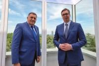 Slučajnost ili ne, Vučić i Dodik u istim odijelima