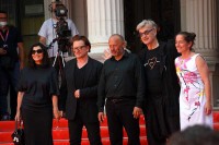 Bono Voks i Vim Venders prošetali crvenim tepihom Sarajevo film festivala