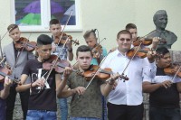 Četiri violinske žice preporodile selo