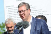 Vučić: Progon Dodika ne bi bio spas za BiH