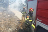 Велики пожар на Брачу, затражена помоћ ваздушних снага