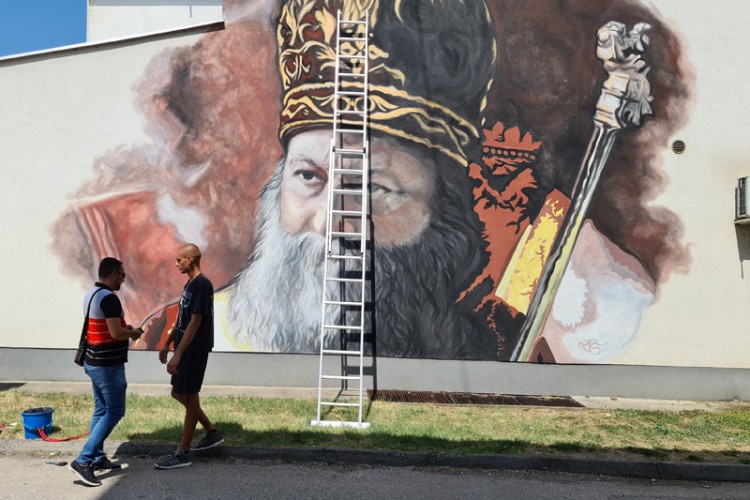 Mural patrijarha Porfirija u završnoj fazi