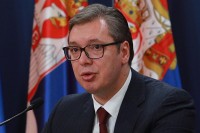 Vučić čestitao mitropolitu Joanikiju stupanje na tron