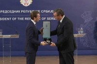 Вучић уручио највише државно одликовање аустријском канцелару