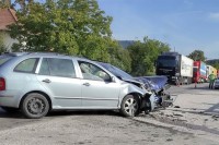 Три лица повријеђена у удесу код Живиница