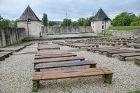 Uređena ljetna pozornica u tvrđavi Kastel