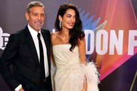 Амал Клуни заблистала на црвеном тепиху