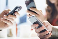 Čak 95,5 odsto građana Srbije ima mobilni telefon