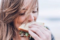 10 razloga zašto jedete iako niste gladni