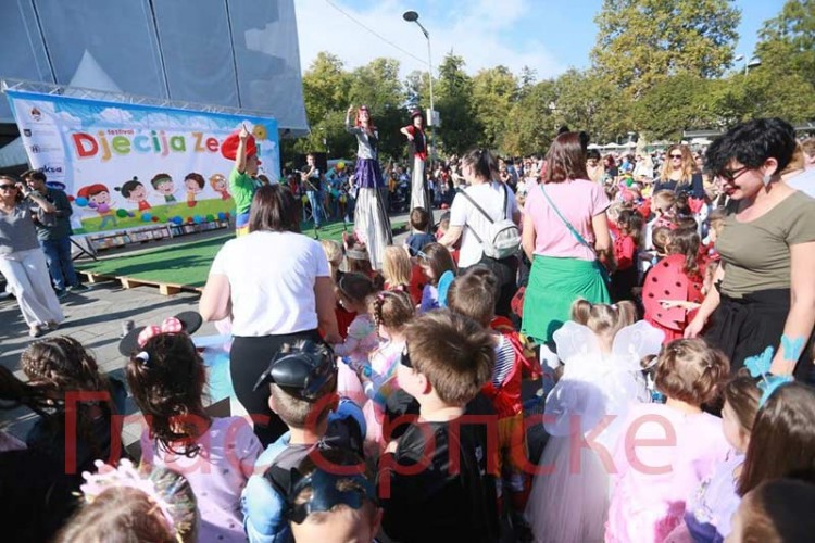 Festival „Dječija zemlja“ na Trgu Krajine