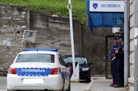 Zvornik: Uhapšena osoba koja je nosila četiri bombe i tri kuhinjska noža