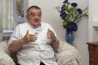 Vojislav Perišić, gastroenterolog, o imunitetu i pravilnoj ishrani: Grožđe i limun utiču i na efikasnost vakcina