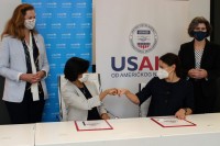 USAID: BiH donira dodatnih 1,8 miliona dolara za borbu protiv virusa korona